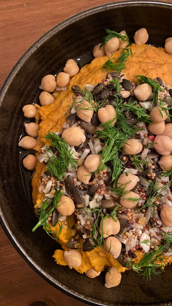 Carrot Hummus | Plants a la Dirty Raven