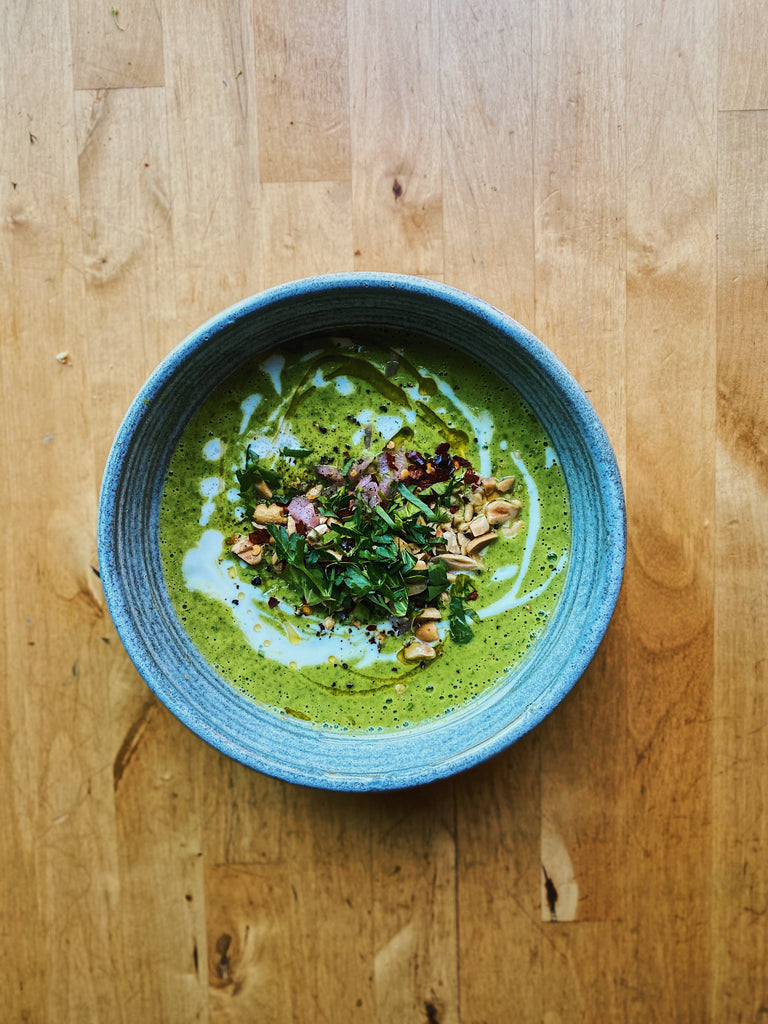 vegan broccoli soup  with coconut milk and peanuts is perfect for the colder months and charging up your tastebuds!